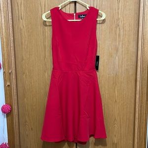 Lulus Brand new, backless with gold zipper. Size S